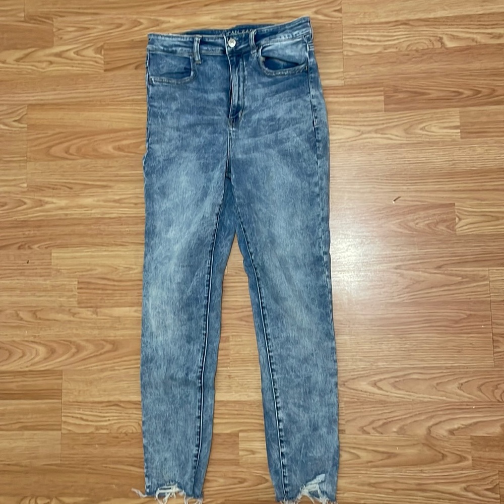 Light wash American Eagle next level stretch high waisted jeans. Size 10 Long.